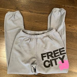 Free City sweatpants sz small